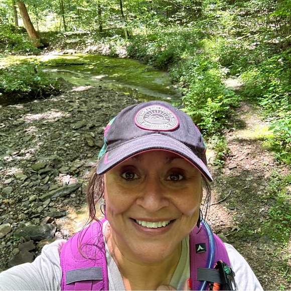 Meet your Posher, Alena - Picture 3 of 3